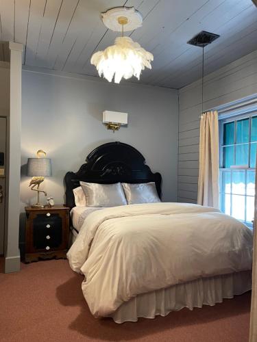 Carriage House Bed & Breakfast in Winona (MN)