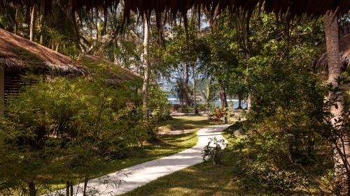 Garden Bungalow image 6