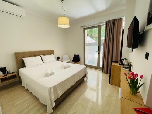 Xenios Suites in Lygourio
