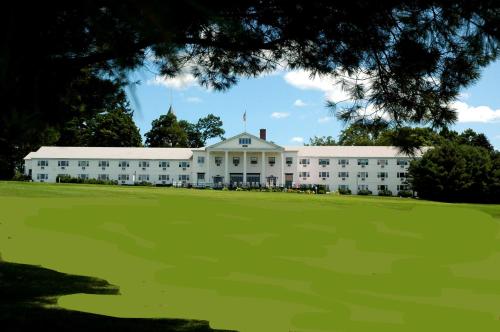 . The Maine Inn at Poland Spring Resort