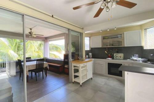 Le Ti Dauphin plage Anse a L'âne