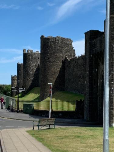 3 Newboro Terrace, Conwy