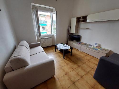 One-Bedroom Apartment image 10