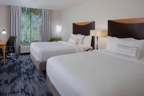 Fairfield Inn & Suites by Marriott Orlando Lake Buena Vista - image 6