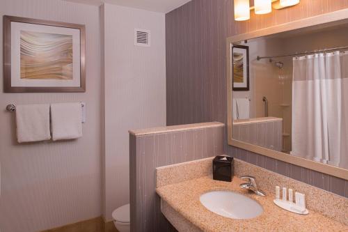 Courtyard by Marriott Thousand Oaks Ventura County