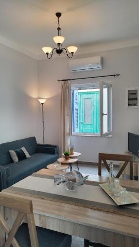 BlueHouse III in Itanos