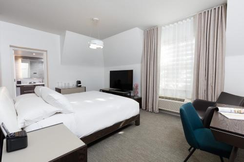 hotel photo