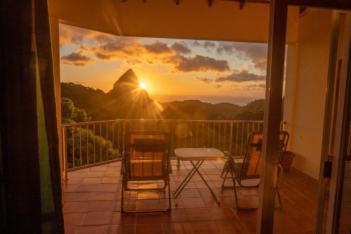 Terraza/balcón, Belle Etoile - Celestial Hideaway in Jalousle