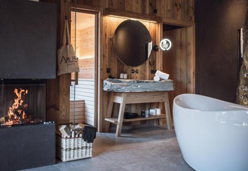 Amus Chalets Dolomites - Luxury Chalets South Tyrol