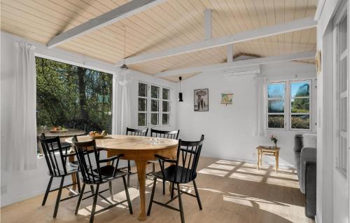  Beautiful Home In Jgerspris With Wifi And 2 Bedrooms in Jægerspris