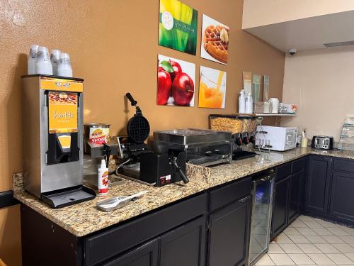 Quality Inn Maysville - image 23