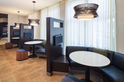 Courtyard by Marriott Glassboro Rowan University