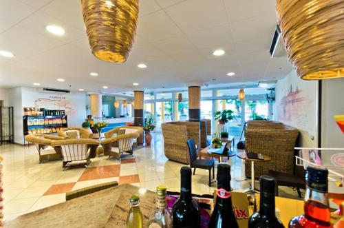 Villaggio Hemingway - Family Aparthotel - image 2