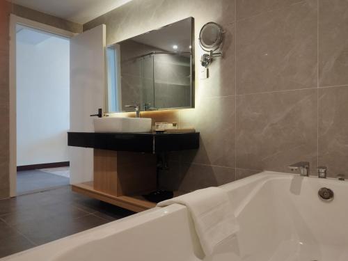 Legend Hotel and Resort Room Type - Executive Suite