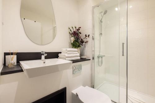 Wild Roses Serviced Apartments - Upton Park