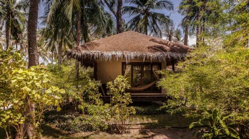 Garden Bungalow image 1