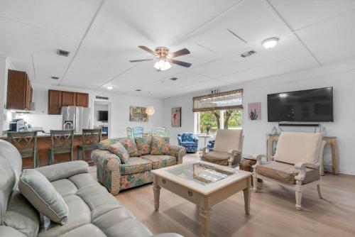 Bungalow By The Sea - Navarre