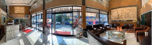 パタヤ The ESSE Hotel Pattaya 3つ星 ホテル プール