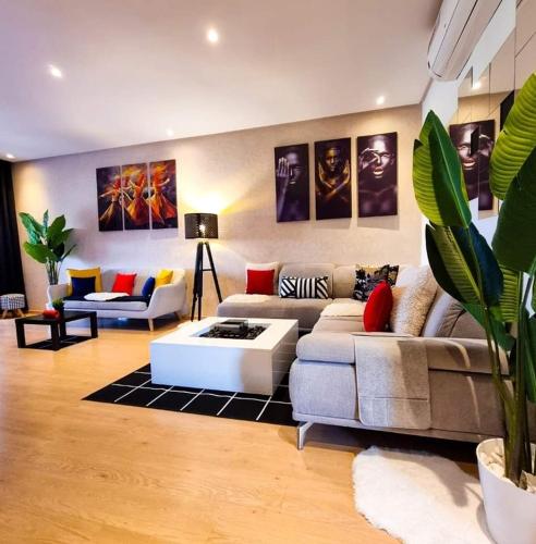 Cosy Apartment with Pool