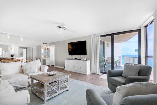 Mainsail 176 by RealJoy Vacations - main image