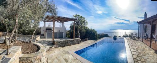 Villa Panorama Skopelos - Amazing sea view, private pool, sleeps 7, private & peaceful!