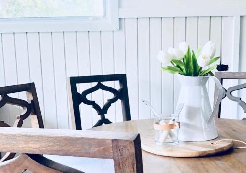 Blairgowrie Bliss: A Short-Term Beach House
