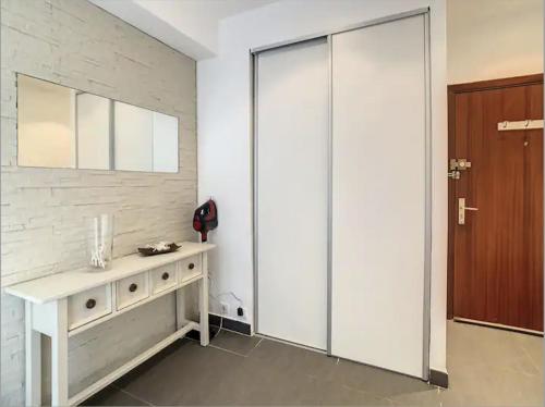 Superbe Appartement 2p avec place de parking in Laval