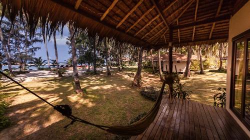 Front Garden Bungalow  image 9