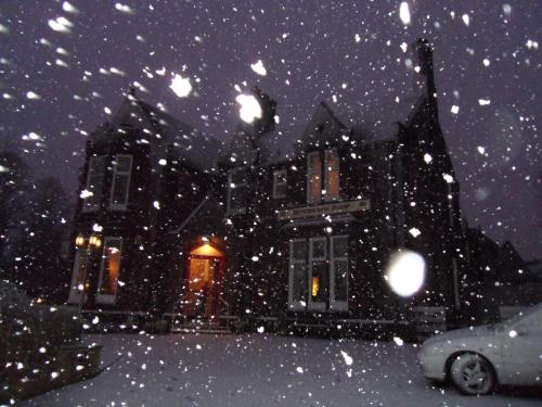 The Hill Hotel - image 7