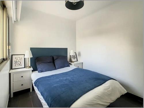 Superbe Appartement 2p avec place de parking in Laval