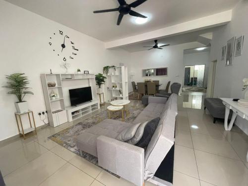 Safiyya Homestay, Bandar Seri Impian - Kluang