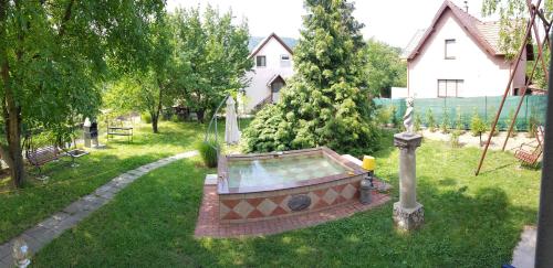 Hill View Delux House nearby Budapest with Pool & AC