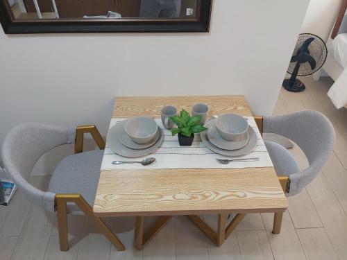 Pasay Staycation with Parking Space in 150 Newport Boulevard near Resort World & NAIA T3, Manila (foto 7)