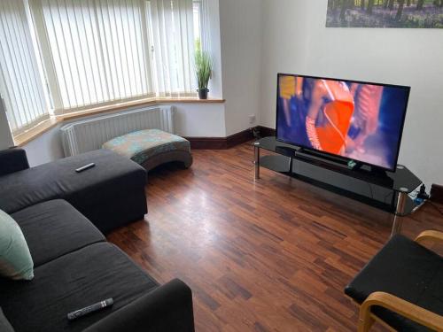 Amazing 4 bed Contractor hub Room Type - Apartment
