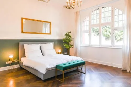120qm Denkmal Apartment in Krefeld mit Stuck und Garten - BEUYS Apartments - Krefeld in Krefeld, Deutschland