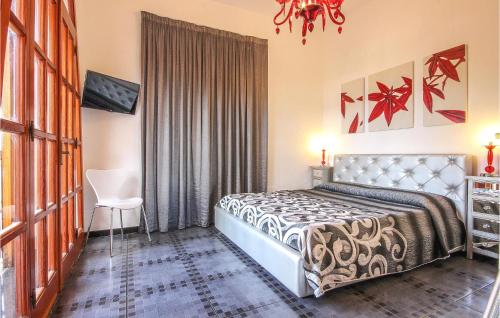 Stunning Apartment In Agropoli With Outdoor Swimming Pool, Wifi And 4 Bedrooms