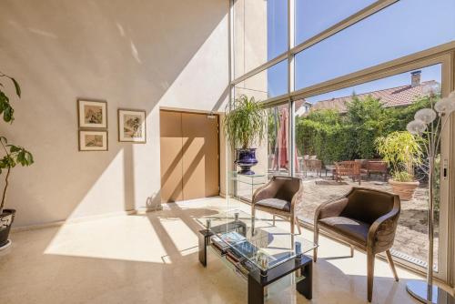 Létesítmények, Hôtel Les Trois Roses, Grenoble Meylan in Meylan