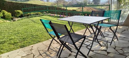 Terrasse, jardin,, Appartement 80m², vue montagne, wifi, bureau