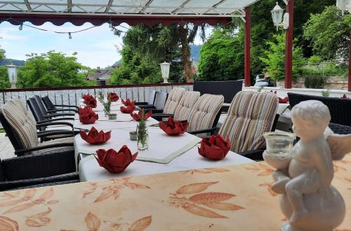 HOTEL YOGA JASMIN ehemals Hotel Eberhardt-Burghardt in Badenweiler