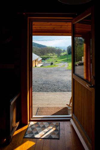 APPLE Cabin - Little Log Cabin in Wales