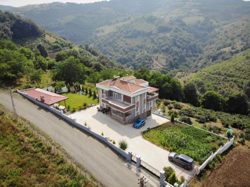 Öztürk Farm House