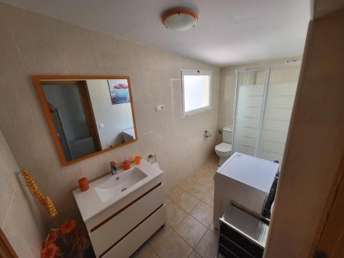 Bathroom, Casa rural cerca Tarancon-Cuenca in Villarubio