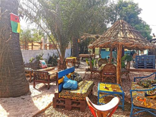 MANGO LODGE in Bolama