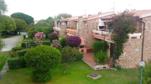 2 bedrooms, 4 beds