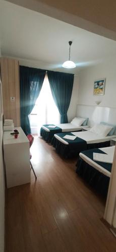 Central Hotel