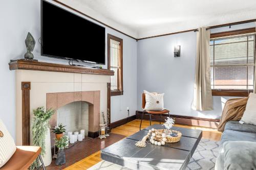 Charming 2 Family Duplex Home - Downtown Royal Oak in Royal Oak, USA
