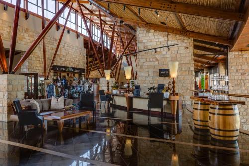 Empfangshalle, Arabella Hotel, Golf and Spa in Hermanus