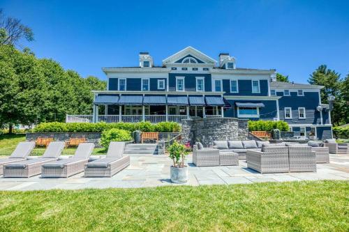 Built for a US Secretary of State 13K SF in Lenox
