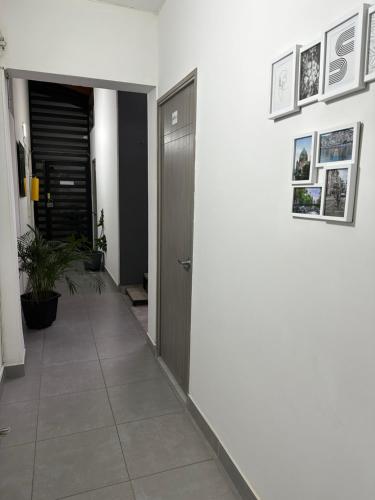One-Bedroom Apartment image 4