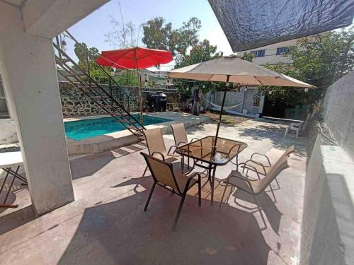 Casa sola con alberca in Jiutepec, Mexico